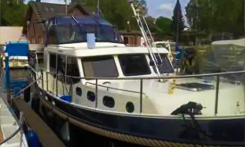 Unser Törn mit dem Hausboot Seepferdchen 1 von Berlin-Spandau zur Müritz